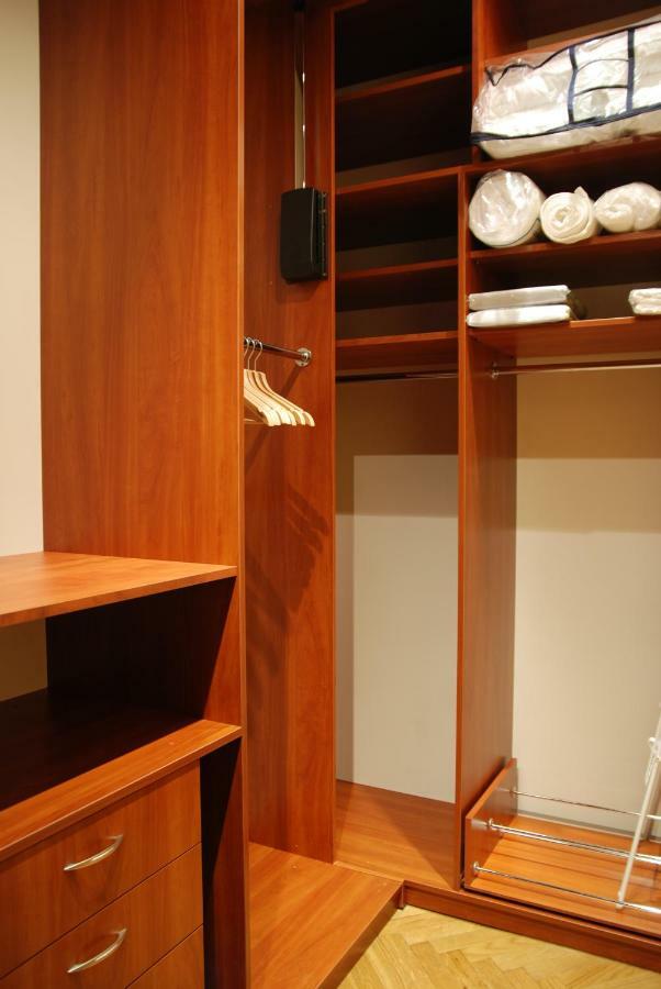 קרקוב Excellent Apartment With Balcony מראה חיצוני תמונה